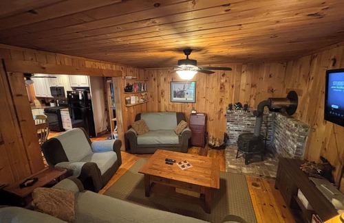 Lunenburg Cabin | NORTHEAST KINGDOM AT NEALPOND VT