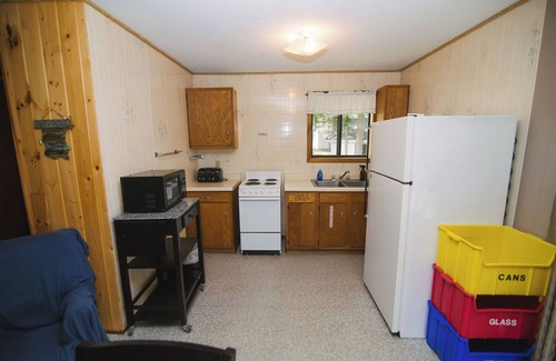 Richmond Cabin | Northern Pines, 2BR lakefront cabin situated in family-friendly Riverside Resort