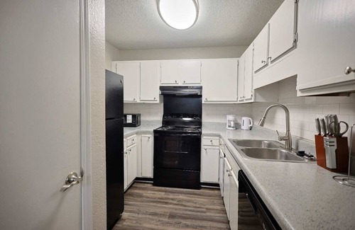 Tougaloo Apartment | Northtown Apartments 12H I Comfy 2 Bed 2 Bath