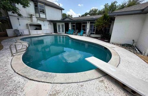 Northside House | Northwest Houston - Family Pool House! - Bent Bough