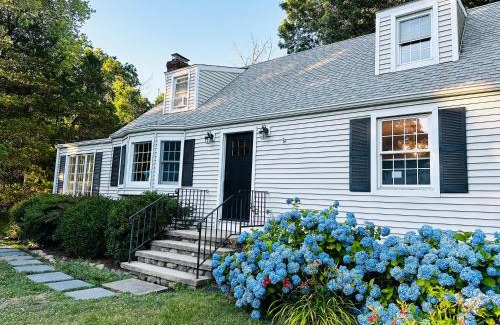 Norwalk House | Norwalk Retreat