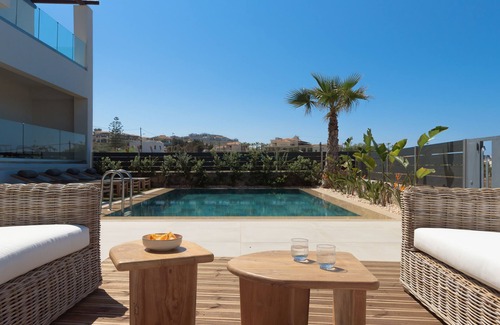 Panormos Villa | Nos Duos Villa, a Spectacular Beachfront Escape