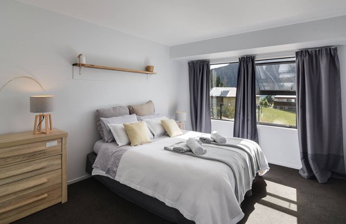 Ohau House | NOT CURRENTLY AVAILABLE