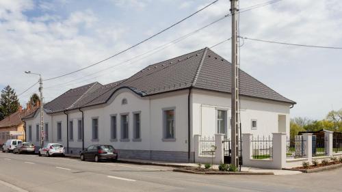 Poroszlo Bed & Breakfast | Notarius Vendégház