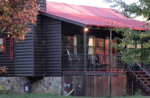 Choestoe Cabin | Nottely River Cabin- Fishing-Vogel St. ParknUnion County, GA STR License#004814