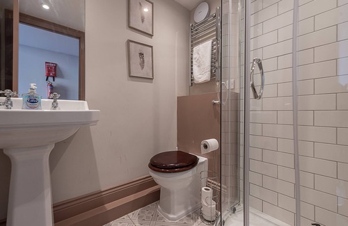 Campden Apartment | Notting Hill Studio 5 mins from Portobello Road & 10 mins from Kensington Palace