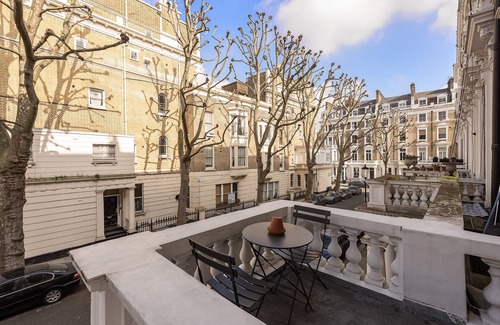 Campden Apartment | Notting Hill Studio 5 mins from Portobello Road & 10 mins from Kensington Palace