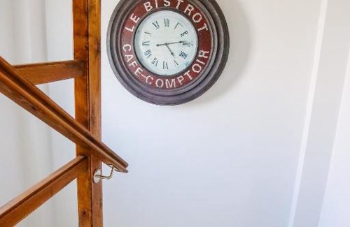 Pyrgos House | Nous Dios