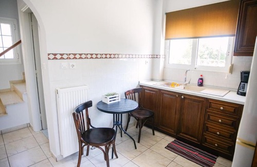 Pyrgos House | Nous Dios