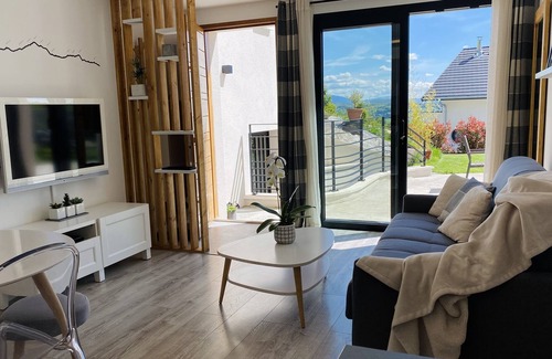 Cernex Villa | Nouveau Lentre 2 Lacs - Charmant 2 Pièces Avec Jardin