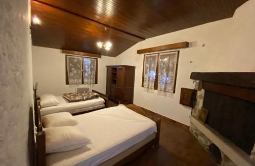 Jaujac House | NOUVEAU Maison de la place