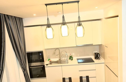 Roman Ridge Apartment | Nova luxe 2 Bed Executive Stay