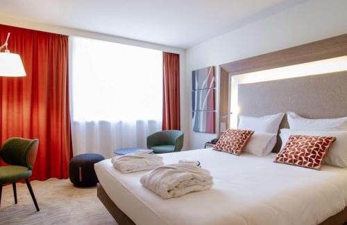 La Confluence Hotel | Novotel Lyon Centre-Confluence Bord de Saone