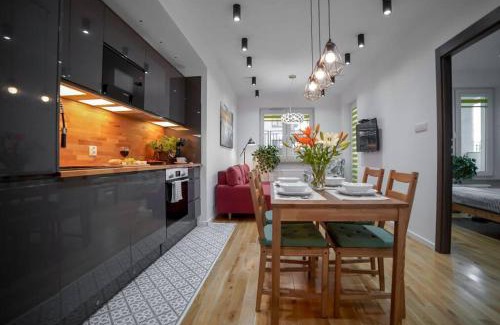 Elk Apartment | Nowoczesny dwupokojowy Apartament Bridget z parkingiem