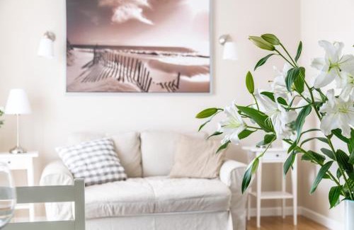 Tomaszow Mazowiecki Apartment | Nr 3 EUROPA22 Standard Apartament CENTRUM MIASTA Tomaszowa Mazowieckiego obok SZPITAL i ARENA LODOWA z wanną i bezpłatnym parkingiem NETFLIX MAX FREE Wielki słoneczny balkon Expresowe Łatwe Zameldowanie