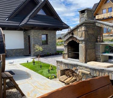 Czerwienne House | Nr1 Osada pod Giewontem