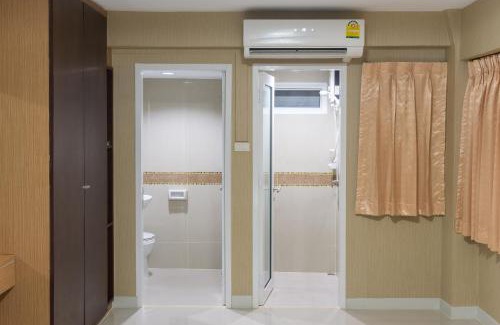 Lat Krabang Hotel | NRC Residence