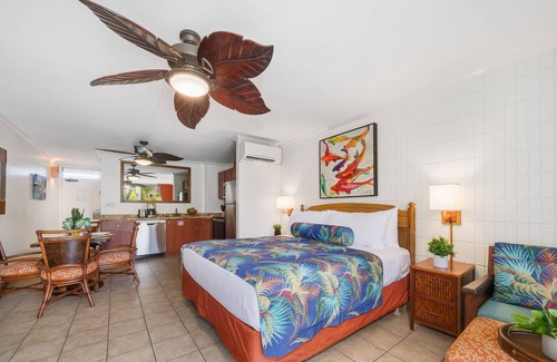 Napili Condo | NS D133 Studio at OceanFront Resort w Pool
