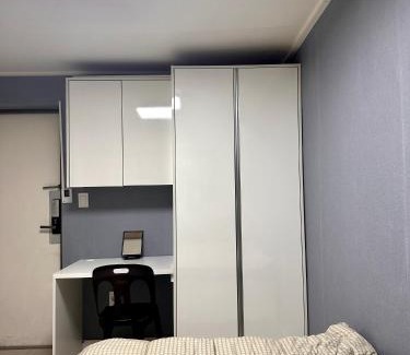 Inheon Apartment | NS Nakseongdae Station is a two-minute walk away from my home