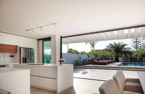 Kolymvari Villa | Nuera I: Modern 5BR Villa, 300m from the Beach
