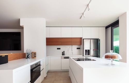 Kolymvari Villa | Nuera I: Modern 5BR Villa, 300m from the Beach