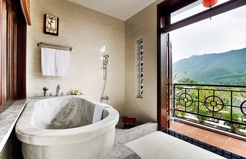 Hoa Vang Resort | Nui Than Tai Ebisu Onsen Resort
