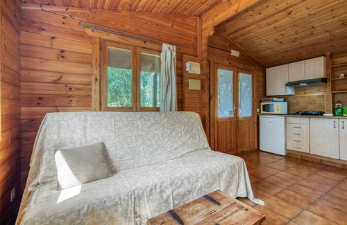 Benicolet Apartment | Null 'Entre Viejos Olivos 1' with Mountain View, Shared Pool and Air Conditioning