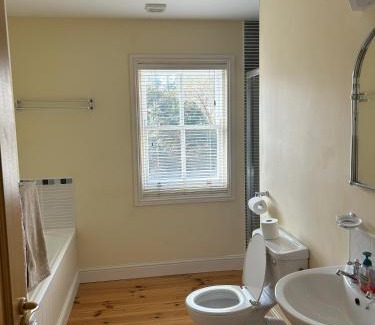 Schull House | Number 1 Bank House