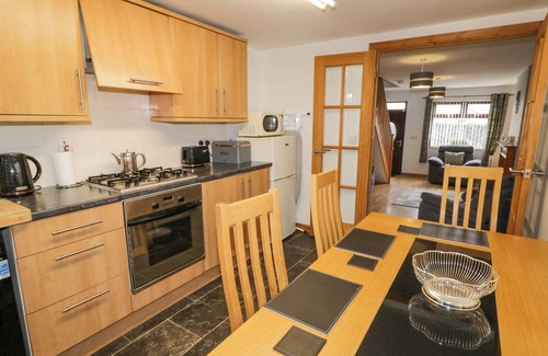 Larne Cottage | NUMBER 5, family friendly, with a garden in Larne