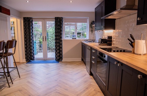 Coalbrookdale House | Number Six: 3-Bedroom Iron Bridge Views