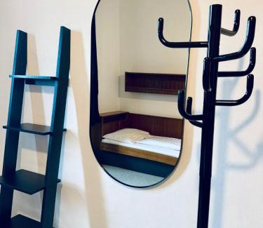 Gries Hotel | NUMBR25 - self service & low budget Hotel
