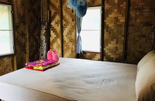Sam Roi Yot House | Numpubaandin Homestay