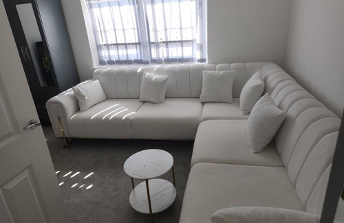 Congerstone House | Nuneaton comfortable and neat home for travelling guests, a place of relaxation
