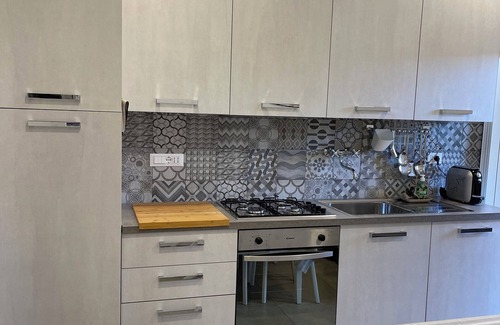 Ortonovo Apartment | Nuovissimo Bilocale a Cinque Minuti dal Mare