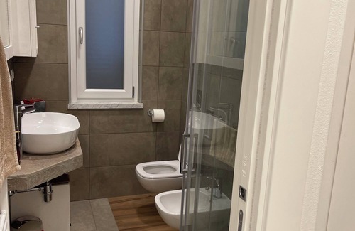 Ortonovo Apartment | Nuovissimo Bilocale a Cinque Minuti dal Mare