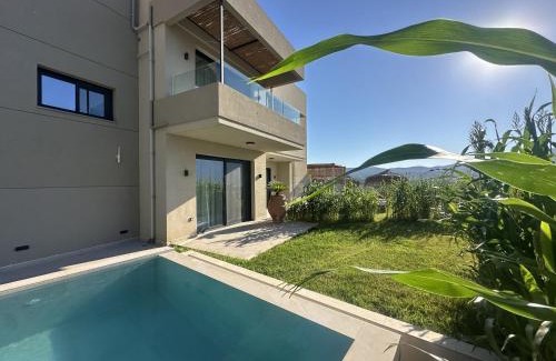 Trachilos House | Nusa Retreat - Seaview luxury residences