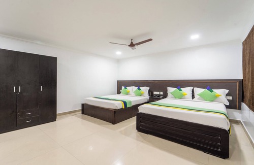 Nanganallur Hotel | NVR RESIDENCY