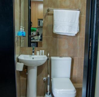 Nairobi West Apartment | Nyayo View Studio with Amazing Views