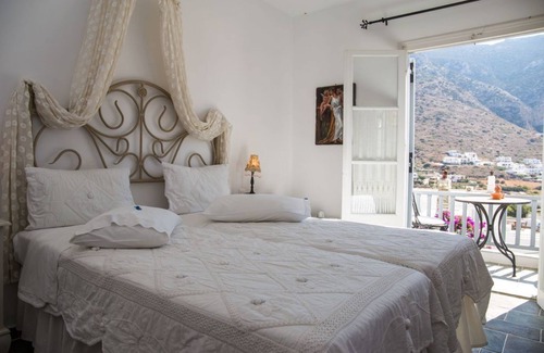 Kamares Hotel | Nymfes Hotel