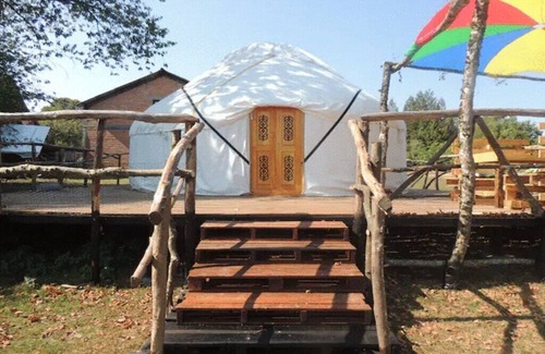 Champsac Ski Chalet | nYourte rustique dans une petite ferme