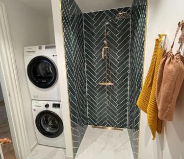 Odense Apartment | Nyrenoveret charmerende lejlighed i Odense C!