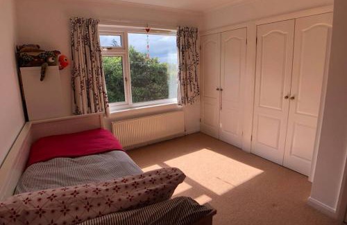 Llanfair House | Nyth Y Wiwer, Spacious and Peaceful Bungalow Near Harlech