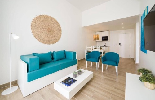 Tarrafal Hotel | Oásis Tarrafal Alfândega Suites