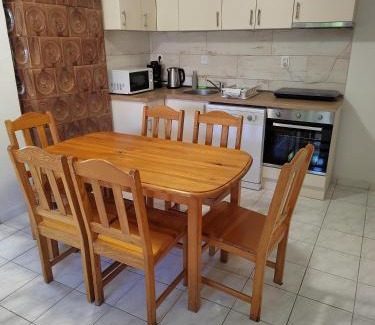 Tiszafured Apartment | Oázis Üdülő Tiszafüred