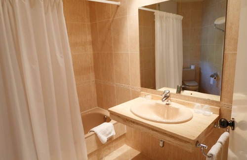 O Castro Hotel | O Camiño