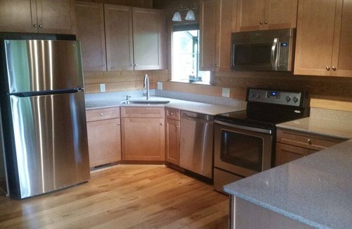 Apple Ridge Cabin | O'Connors Retreat - Blowing Rock, Hot tub Secluded acreage, fabulous views