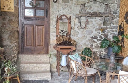 Brion Cottage | O Lar de Cabanas - rural house near Santiago and beaches