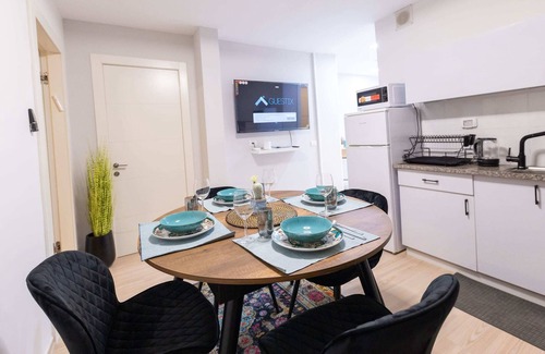 Rishon LeTsiyon Apartment | O&O Group-The SeaGate Estate Suites-BasementSuite1