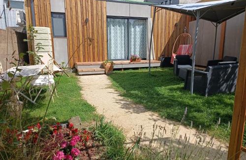 Cholet Apartment | O Petit Jardin studio Cholet