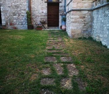 Gubbio House | O rosa bella Appartamento via savelli della porta 24